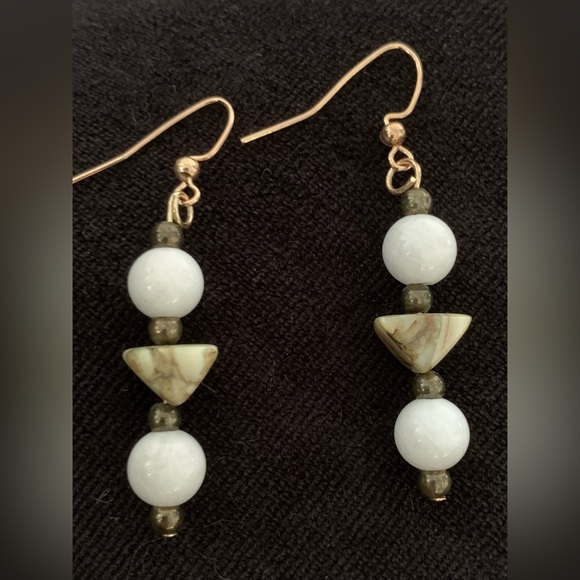 Hand Crafted earrings made with moonstone beads and a triangle agate stone bead. - Picture 1 of 2